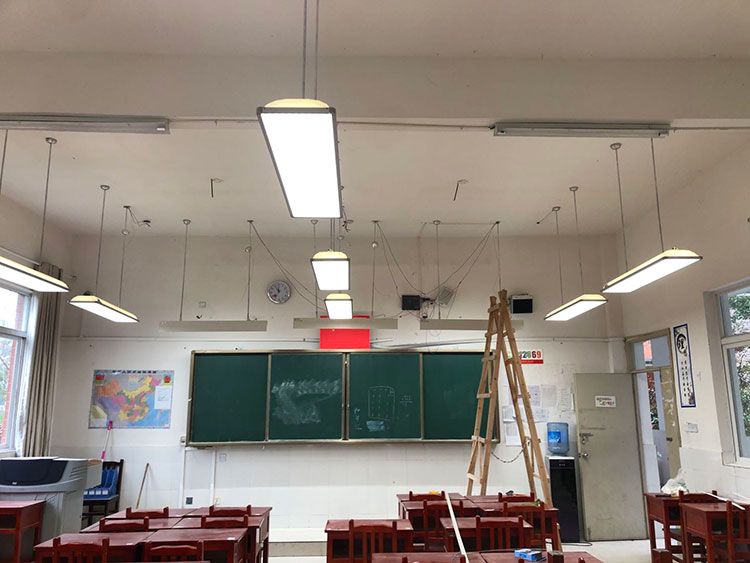 led教室燈驗(yàn)收資料和標(biāo)準(zhǔn)是什么呢?